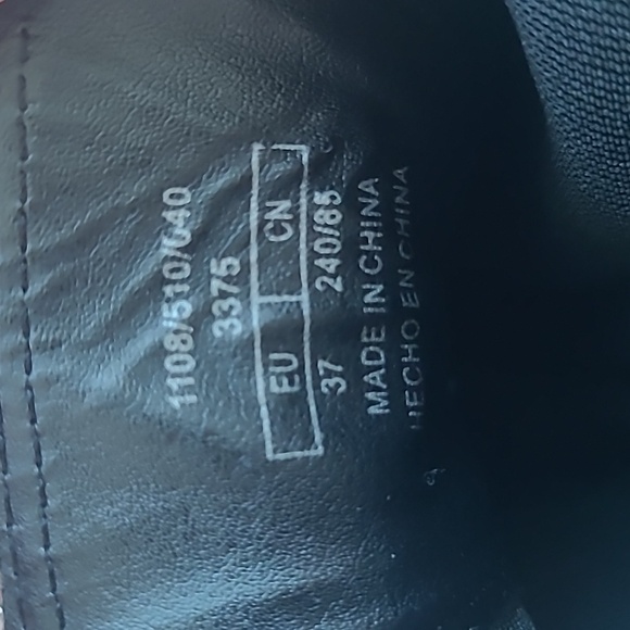 ZARA Leather Ankle Boots with Lug Sole - Picture 8 of 11